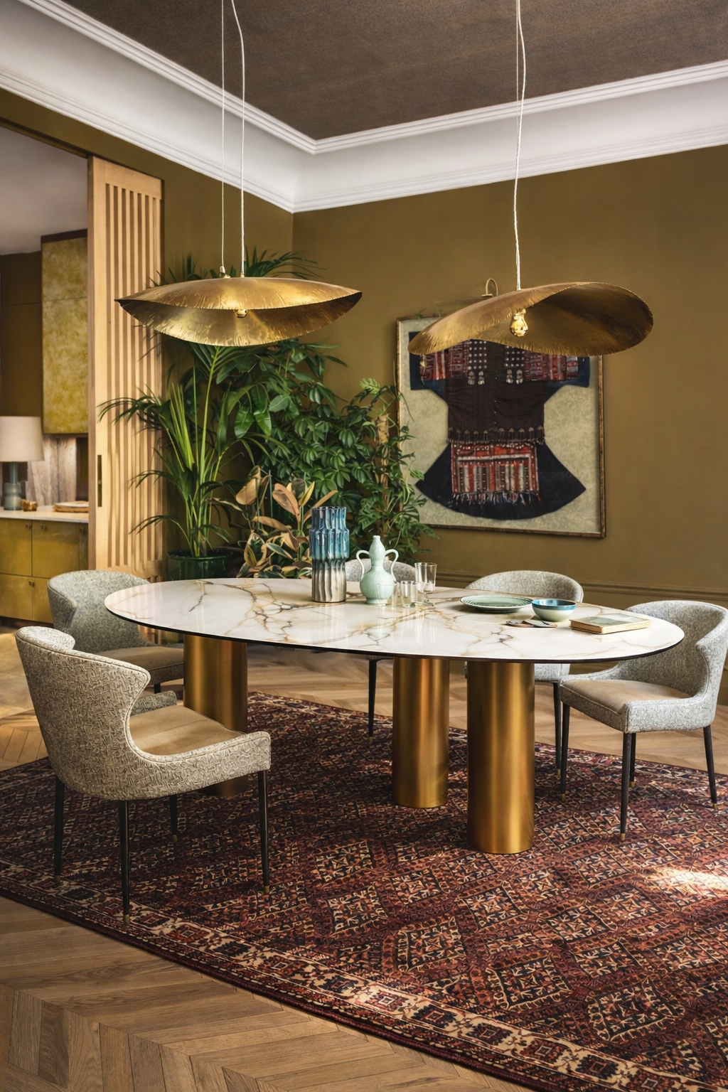 ARCO DINING Thumbnail